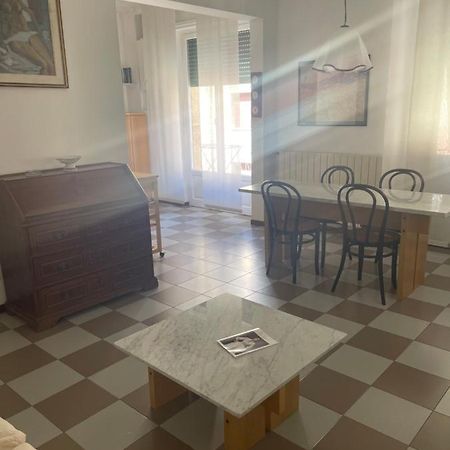 Central Home La Spezia Extérieur photo
